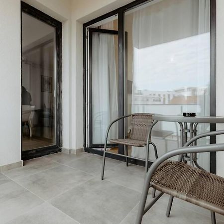 Nest Inn Oasis Residence Baia Mare Exteriör bild