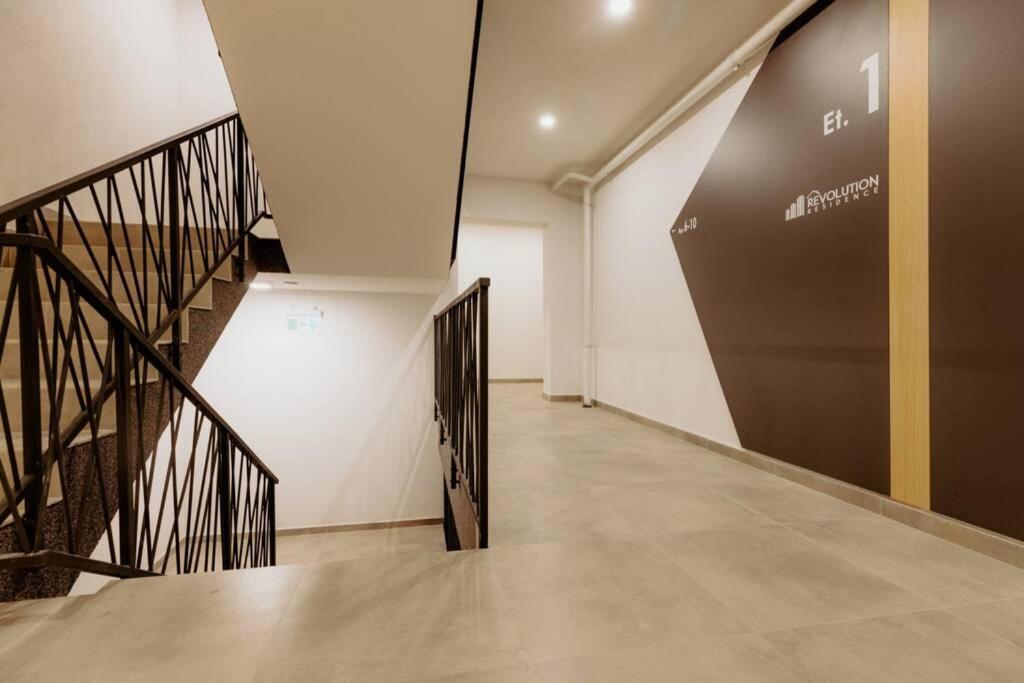 Nest Inn Oasis Residence Baia Mare Exteriör bild